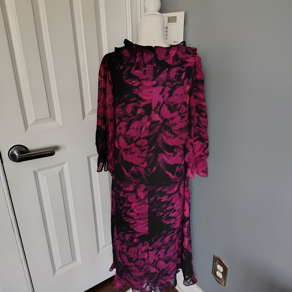 Julian Taylor Magenta and‎ Black Long Sleeve Dress Euc Size 12 - Picture 2 of 4